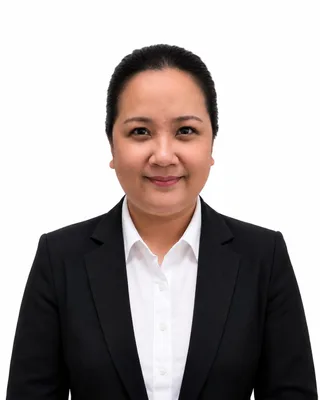 Kate Bustarde, Travel Consultant