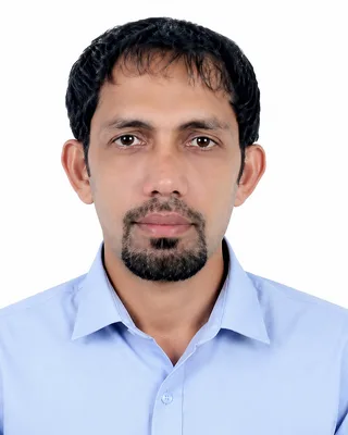 Nasir, Travel Consultant