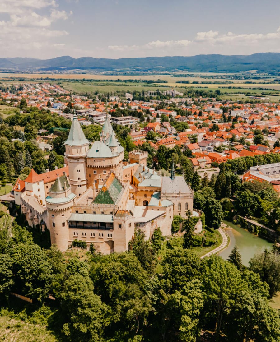Slovakia Visa Application in Dubai: Smooth and Hassle-Free — Green Apple Travel & Tourism, Dubai