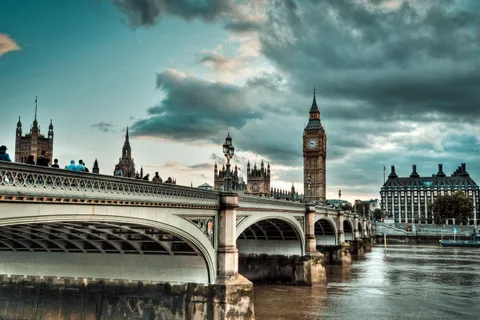 UK Visa Requirements for UAE Residents from Dubai for UAE residents &mdash; apply through Green Apple Travel