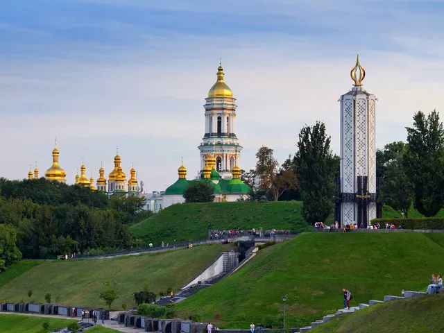 Ukraine Visa Requirements for UAE Residents from Dubai &mdash; visa application service for UAE residents by Green Apple Travel