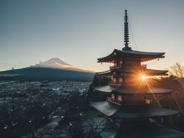 Japan Visa Requirements for UAE Residents from Dubai &mdash; visa application service for UAE residents by Green Apple Travel