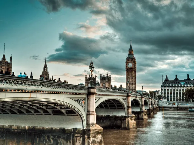 UK Visa Requirements for UAE Residents from Dubai &mdash; visa application service for UAE residents by Green Apple Travel