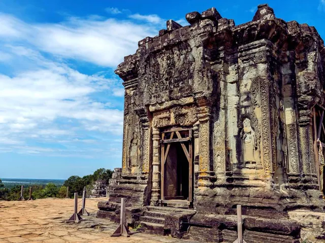 Cambodia Visa Requirements for UAE Residents from Dubai &mdash; visa application service for UAE residents by Green Apple Travel