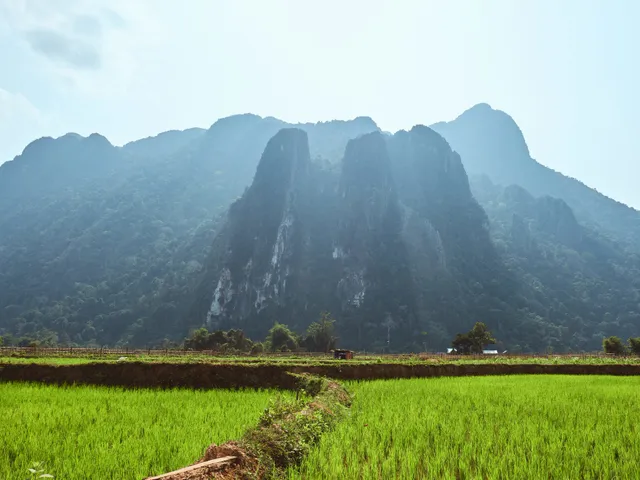 Laos Visa Requirements for UAE Residents from Dubai &mdash; visa application service for UAE residents by Green Apple Travel
