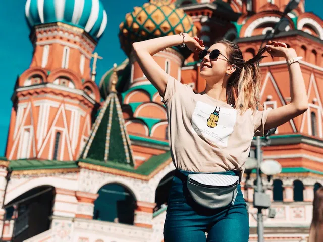 Russia Visa Requirements for UAE Residents from Dubai &mdash; visa application service for UAE residents by Green Apple Travel